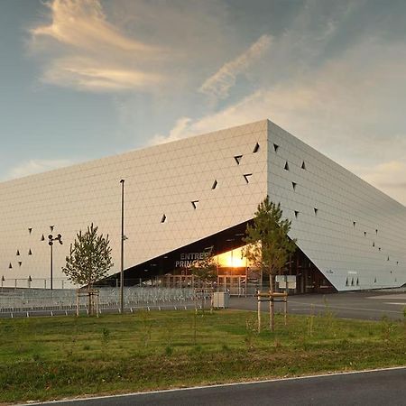 Maisons Martigny B - Proche Futuroscope Et Aquascope Чассенеуил-Ду-Поитоу Экстерьер фото